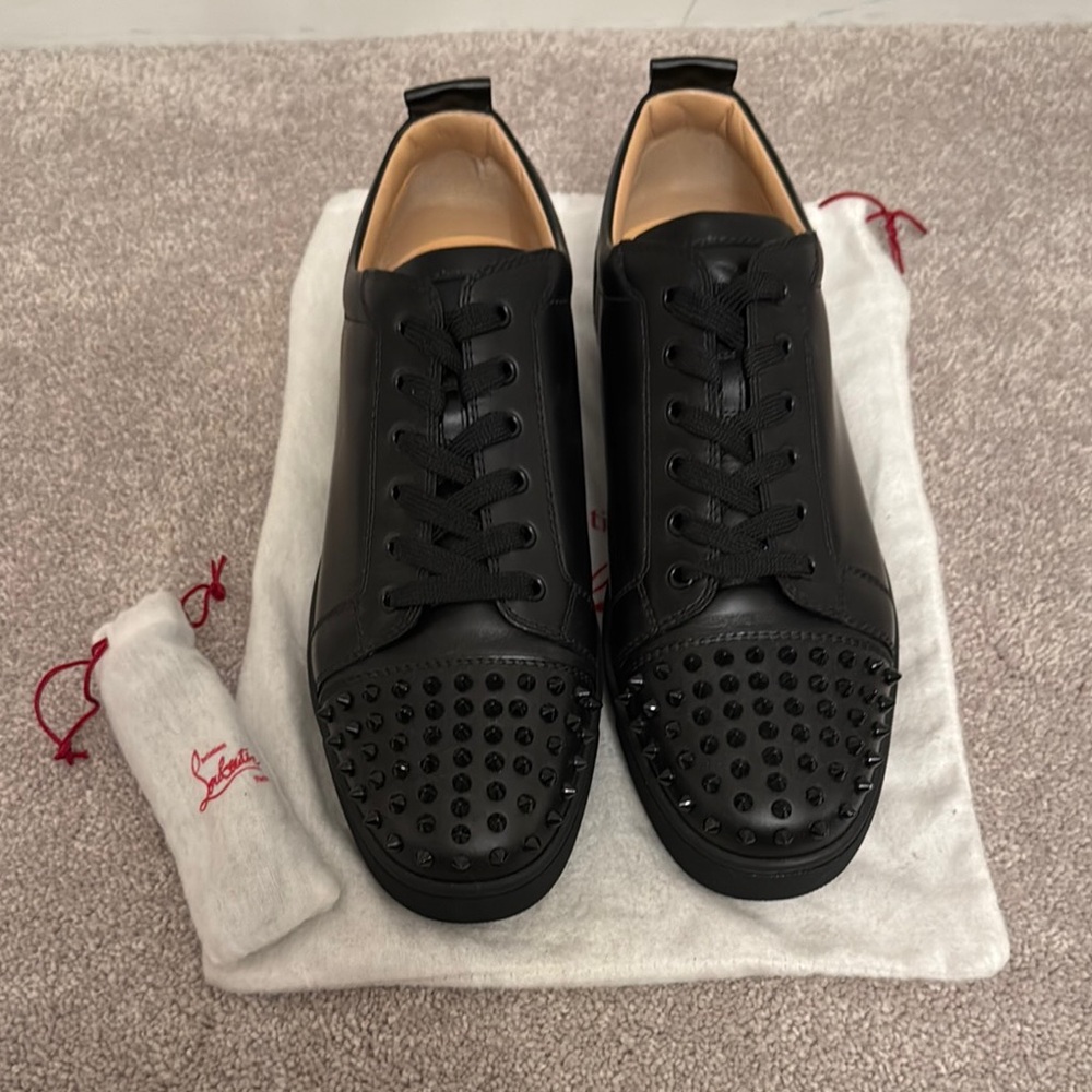 MENS CHRISTIAN LOUBOUTIN BLACK SPIKES SNEAKERS SIZE 45 1/2